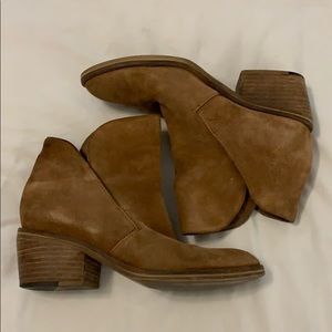 Dolce Vita Tan Suede Booties